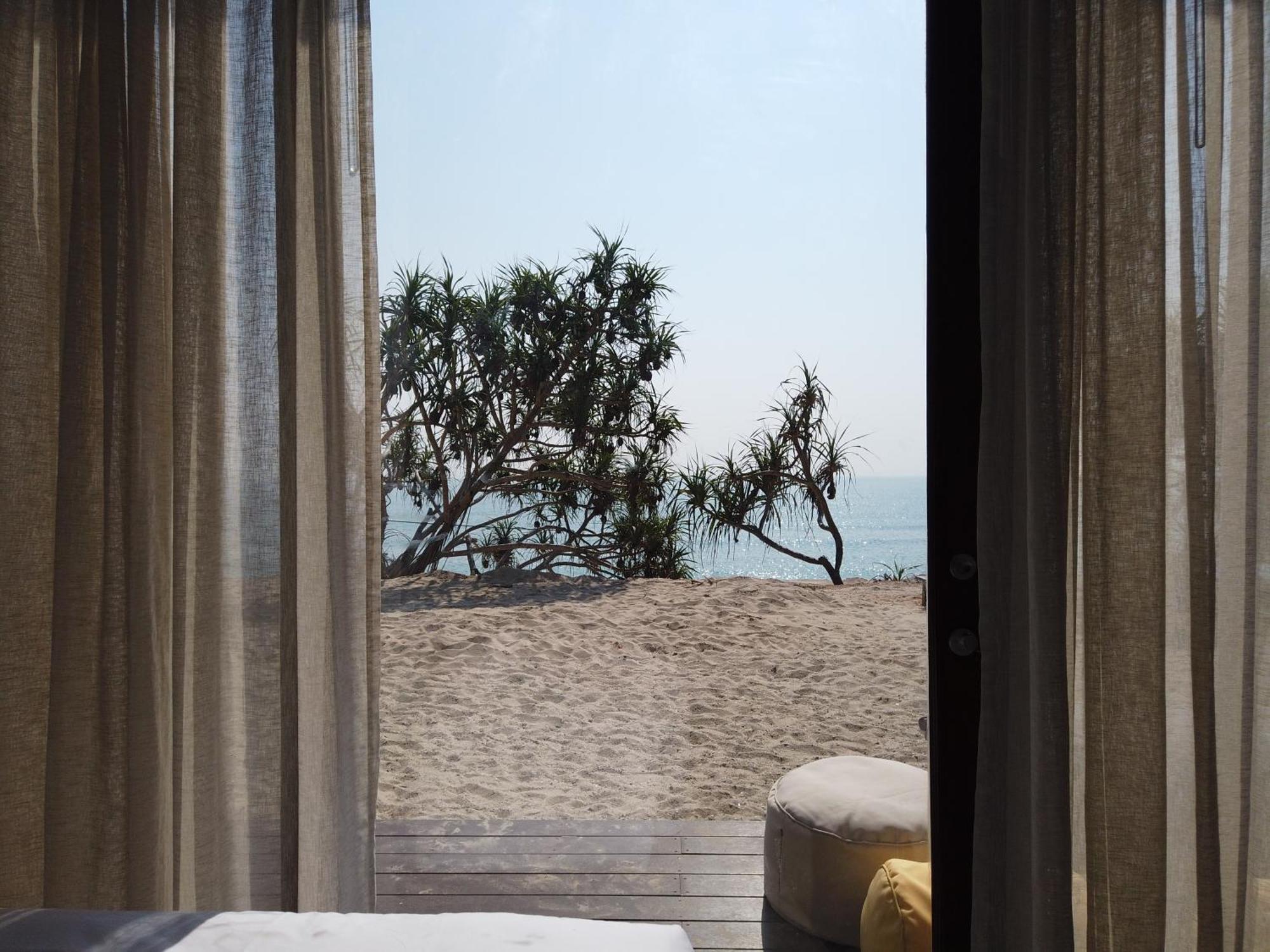 Chula Beach Resort Khanom Exteriör bild